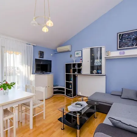 Apartment Maslina Trogir
