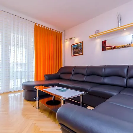 Maslina Apartment *