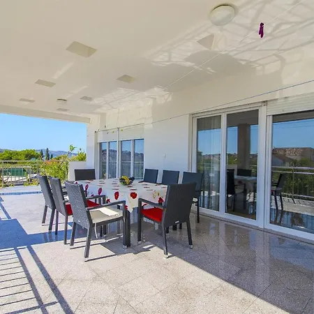 Apartment Maslina