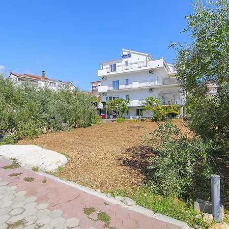 Apartment Maslina